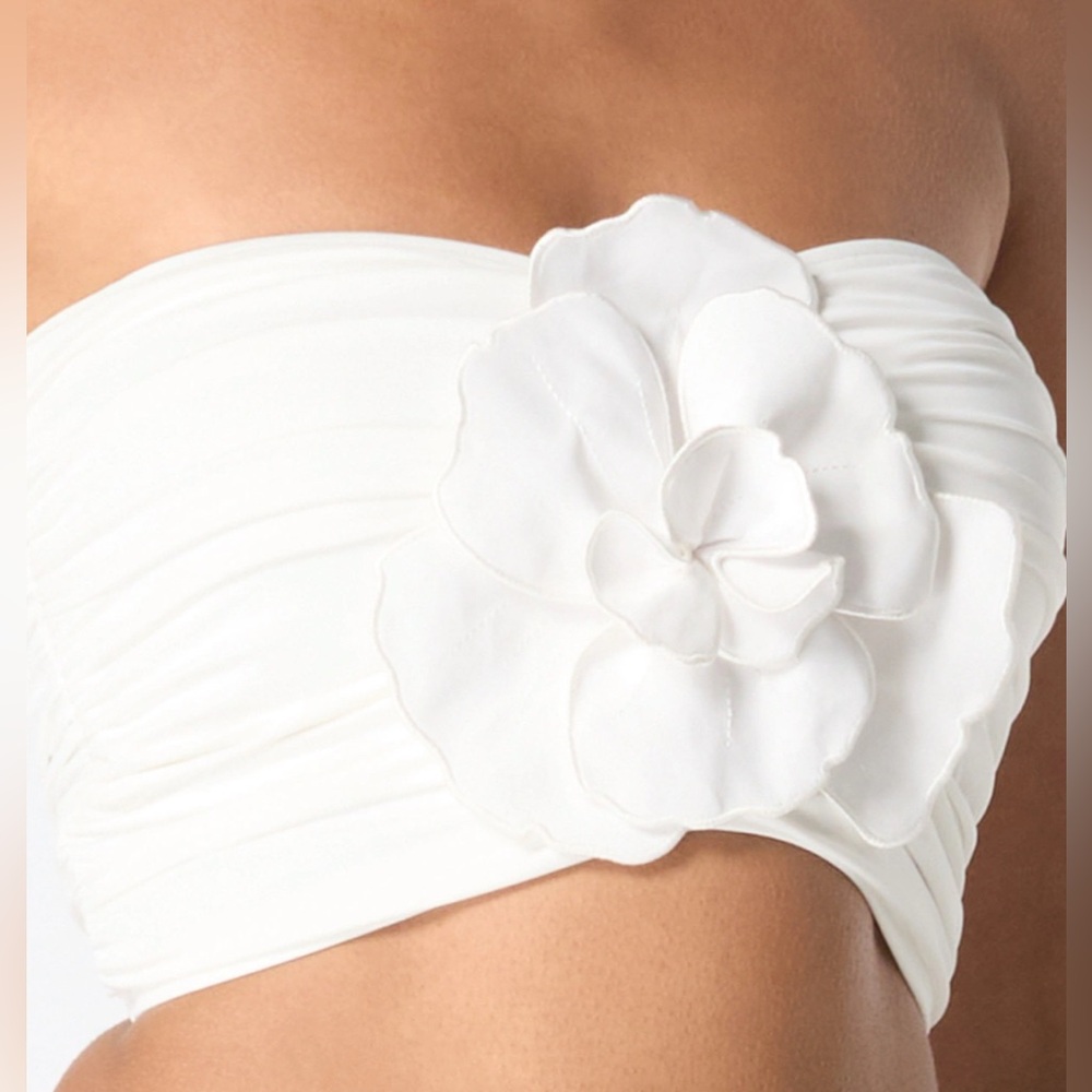 Carmen Marc Valvo Flower Applique Bandeau Crop Top Bikini Set S - Picture 5 of 15
